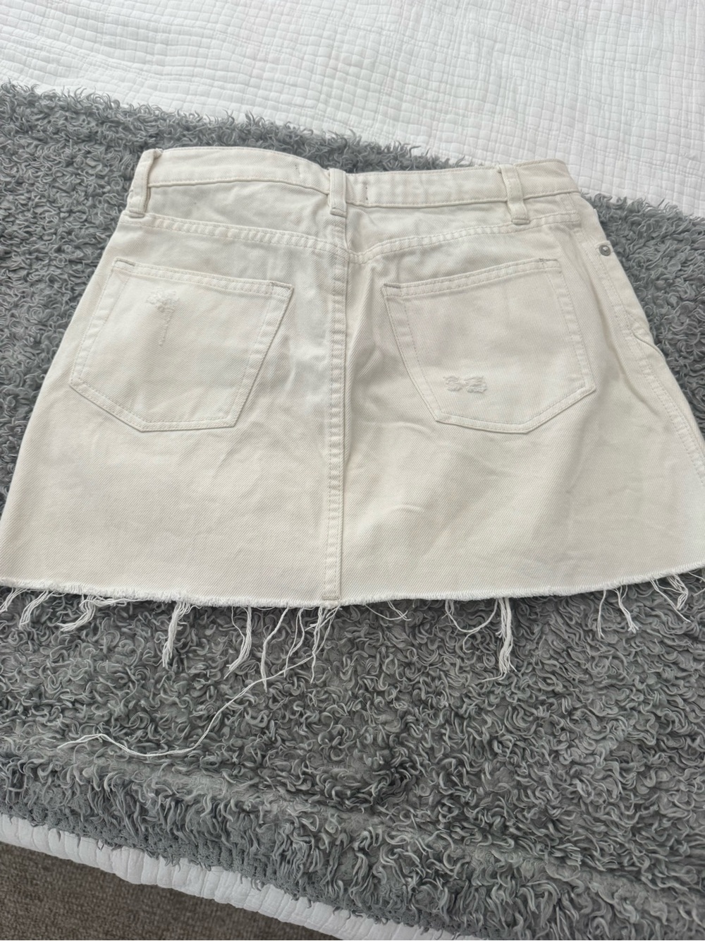 Free People Cream Distressed Denim Mini Skirt - Size 26 - Picture 2 of 7